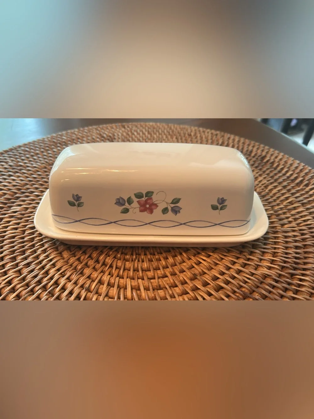 Ceramic Bonnie Brae Pfaltzgraff Butter Dish - White with Red & Purple Flowers